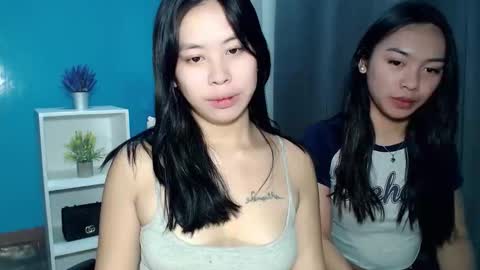 YOGIRL MAXINE online show from April 17, 2026, 7:00 am