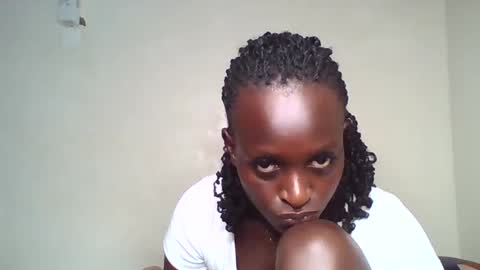 Snapshot of temptress69_tori chatting on April 12, 2026, 11:21 pm Tori online show from April 12, 2026, 11:21 pm