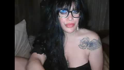 talia i m  french girl online show from March 22, 2026, 10:24 pm