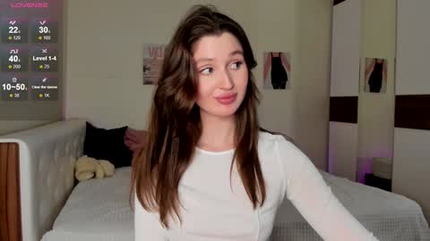 Sexy girl Li online show from December 6, 2024, 5:33 pm