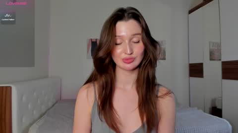 Sexy girl Li online show from February 6, 2025, 5:30 pm