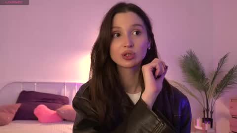 Sexy girl Li online show from September 16, 2025, 4:52 pm