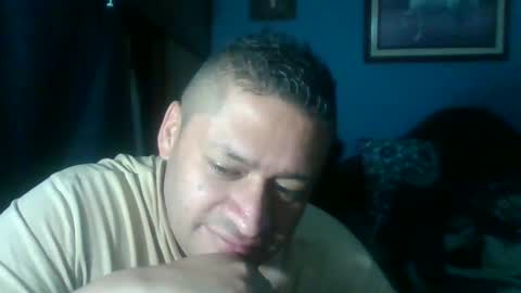 Snapshot of tender_eldelatienda chatting on December 10, 2024, 2:16 am Fabio Canavaro online show from December 10, 2024, 2:16 am