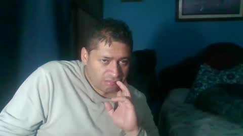 Snapshot of tender_eldelatienda chatting on January 7, 2025, 11:24 pm Fabio Canavaro online show from January 7, 2025, 11:24 pm