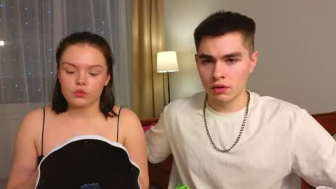 Snapshot of tenderlovesss chatting on January 31, 2025, 3:44 pm Amanda and Kenny online show from January 31, 2025, 3:44 pm