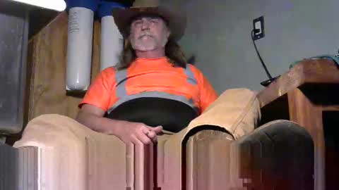 Tennredneck online show from November 20, 2025, 3:18 am