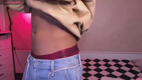 teo browny online show from November 30, 2025, 10:14 pm