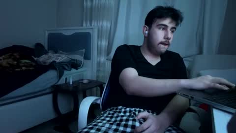 Teo online show from March 4, 2026, 1:44 am