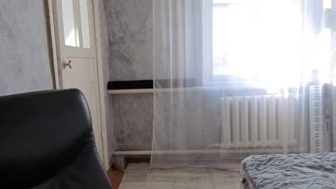 Anny Simpson online show from October 9, 2025, 5:49 am