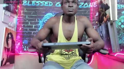 terranze_z online show from April 13, 2026, 11:16 am