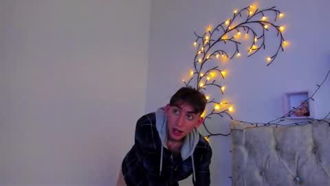 terrygrace online show from November 23, 2025, 7:57 pm