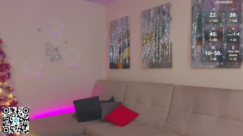 Snapshot of tesalune chatting on December 27, 2024, 5:42 am Tessa online show from December 27, 2024, 5:42 am