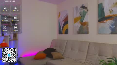 Snapshot of tesalune chatting on January 30, 2025, 5:19 am Tessa online show from January 30, 2025, 5:19 am