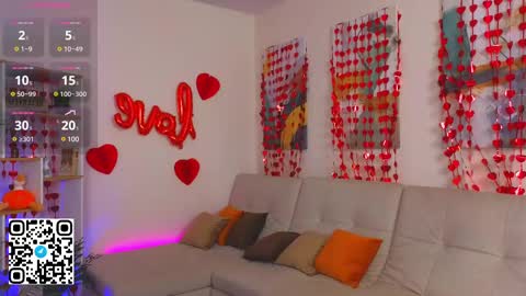 Snapshot of tesalune chatting on February 20, 2025, 5:44 am Tessa online show from February 20, 2025, 5:44 am