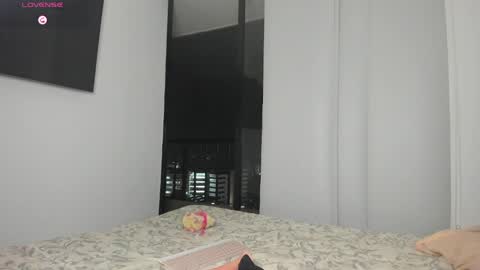 Snapshot of tessa_evanss chatting on June 3, 2026, 12:35 am Tessa online show from June 3, 2026, 12:35 am