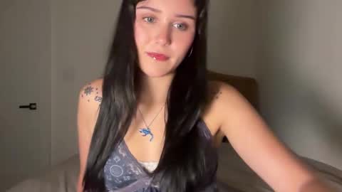 tessadovee online show from September 23, 2025, 11:52 pm