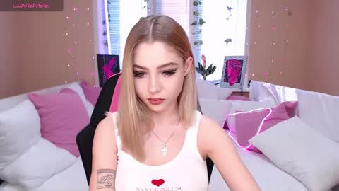 Snapshot of tessawillson chatting on January 21, 2025, 7:37 am Tessa online show from January 21, 2025, 7:37 am