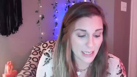 texasprincessk online show from November 4, 2025, 2:32 am