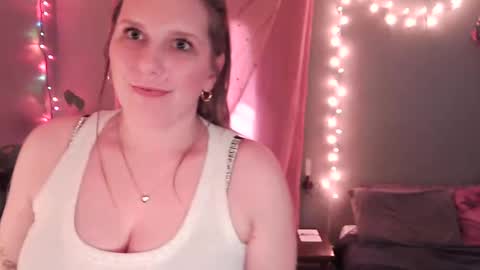 texasprincessk online show from April 1, 2026, 12:00 am