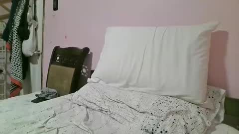 Tezeex online show from December 4, 2025, 4:22 am