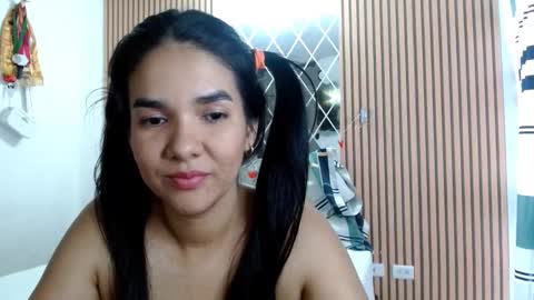 tezza smith online show from February 12, 2025, 6:51 pm