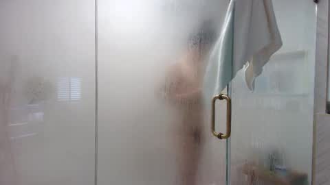 babygirlmami online show from November 14, 2025, 9:57 pm