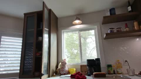 babygirlmami online show from February 16, 2026, 5:42 pm