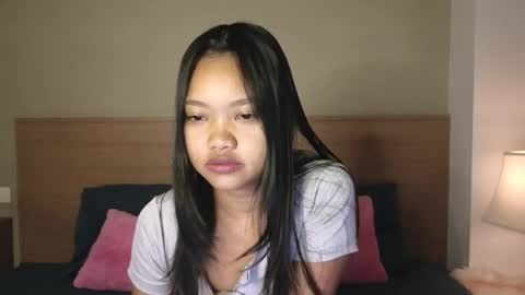 AbbieThai  online show from March 17, 2026, 1:47 pm