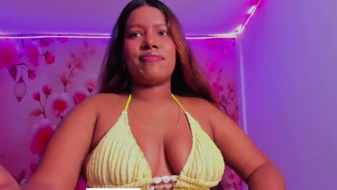 Andreina online show from November 13, 2025, 3:27 am