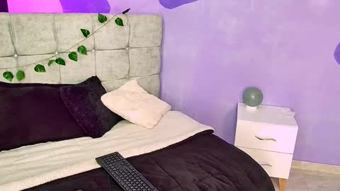 Snapshot of thalia_roose chatting on February 9, 2026, 2:21 pm Thalia online show from February 9, 2026, 2:21 pm