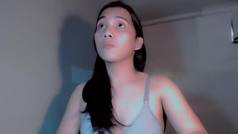 Snapshot of thalia_sunshine chatting on January 3, 2025, 2:54 am Thalia online show from January 3, 2025, 2:54 am