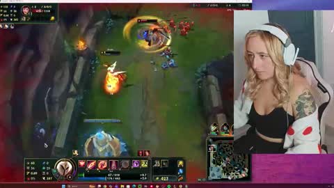 Snapshot of thaliacollinsss chatting on February 9, 2026, 8:46 pm thaliacollinsss online show from February 9, 2026, 8:46 pm