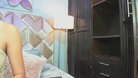 Snapshot of thalya_adams chatting on February 28, 2026, 12:06 pm Thalya online show from February 28, 2026, 12:06 pm