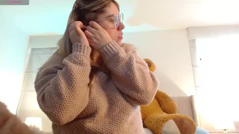   online show from January 4, 2025, 8:27 pm