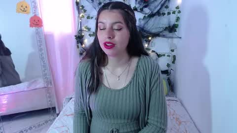   online show from October 22, 2025, 12:27 pm