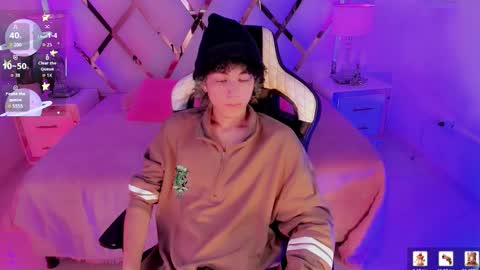 thanier_18 online show from March 14, 2026, 7:41 pm