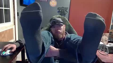 Snapshot of thatbigdickguy67426488 chatting on March 9, 2025, 5:22 am thatbigdickguy67426488 online show from March 9, 2025, 5:22 am