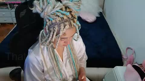   online show from January 8, 2026, 1:46 pm