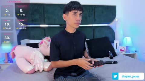 Thayler  online show from January 28, 2025, 11:38 am