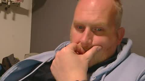 Snapshot of the007146368 chatting on November 5, 2025, 7:14 pm the007146368 online show from November 5, 2025, 7:14 pm