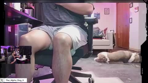 Snapshot of the_alpha_dog_xxx chatting on February 24, 2025, 5:20 pm the_alpha_dog_xxx online show from February 24, 2025, 5:20 pm