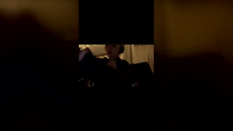 Snapshot of the_arctic_beaty chatting on March 1, 2026, 4:03 am the_arctic_beaty online show from March 1, 2026, 4:03 am