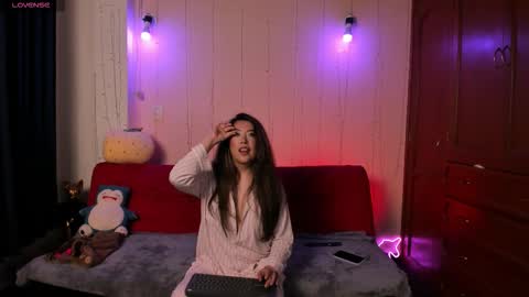 Giovanna online show from March 27, 2026, 1:22 am