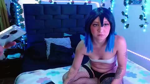 Snapshot of the_lesbian_game chatting on January 22, 2025, 9:54 pm the_lesbian_game online show from January 22, 2025, 9:54 pm