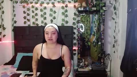 Snapshot of the_lesbian_game chatting on September 11, 2025, 2:33 am the_lesbian_game online show from September 11, 2025, 2:33 am