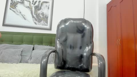   T H E    M A R K   K I N G online show from April 18, 2026, 7:07 pm