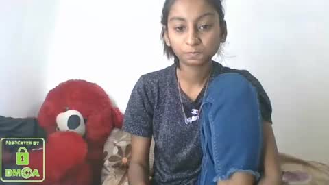 Snapshot of the_right_girl chatting on December 24, 2024, 11:06 am Suzan Sexy online show from December 24, 2024, 11:06 am