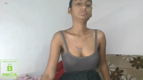Snapshot of the_right_girl chatting on January 6, 2025, 5:41 am Suzan Sexy online show from January 6, 2025, 5:41 am