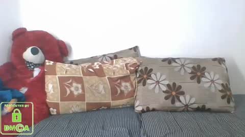 Snapshot of the_right_girl chatting on January 30, 2025, 2:47 pm Suzan Sexy online show from January 30, 2025, 2:47 pm