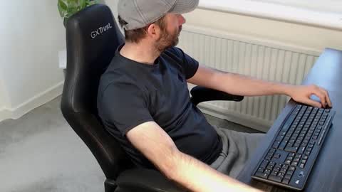 the_sensual_masturwait online show from October 28, 2025, 7:01 am